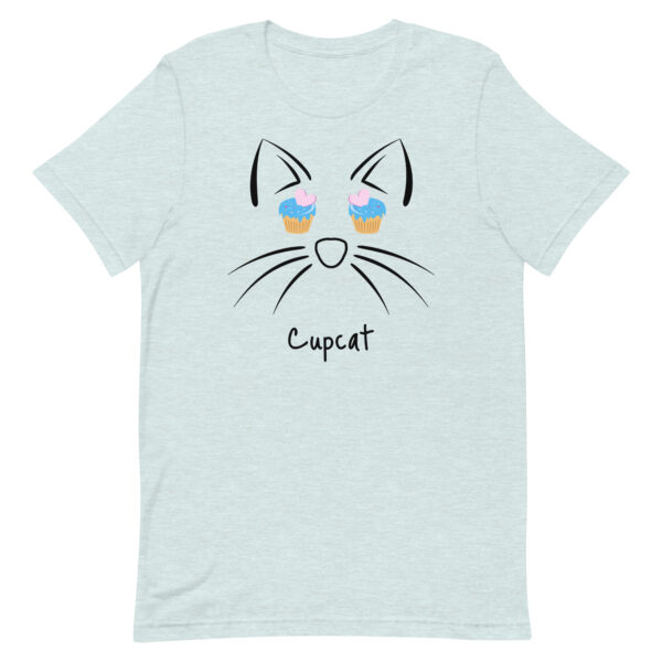 Katzenmotiv T-Shirt - "Cupcat" Unisex-T-Shirt in Hellblau mit lustigem Katzengesicht und Cupcakes als Augen.